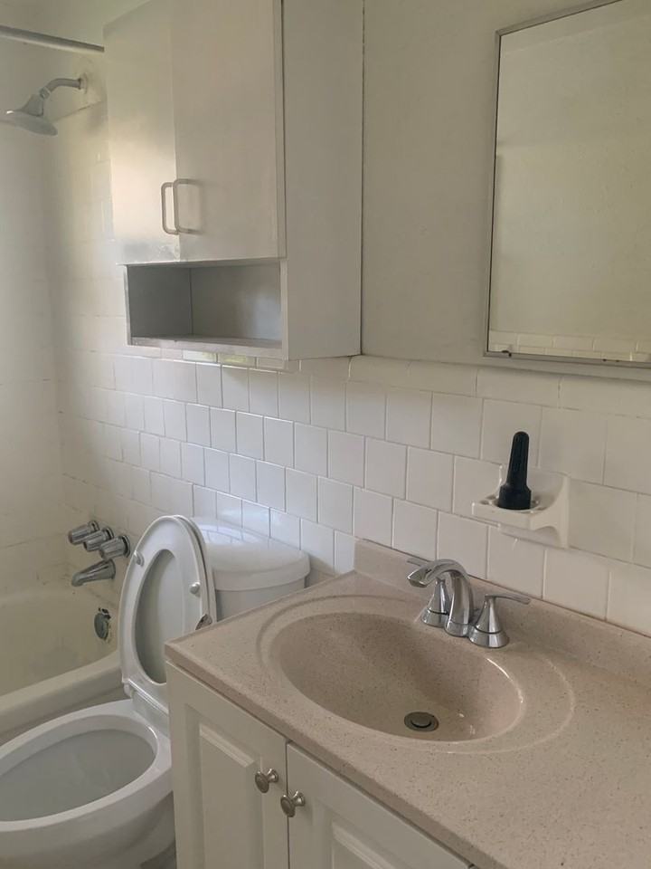 21st Street Ct W - Photo 3 of 15