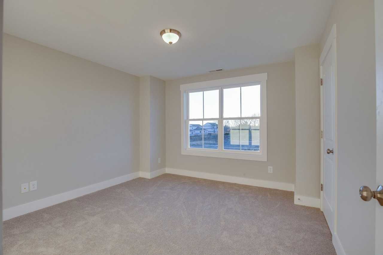 508 Harper Landing - Photo 4 of 26