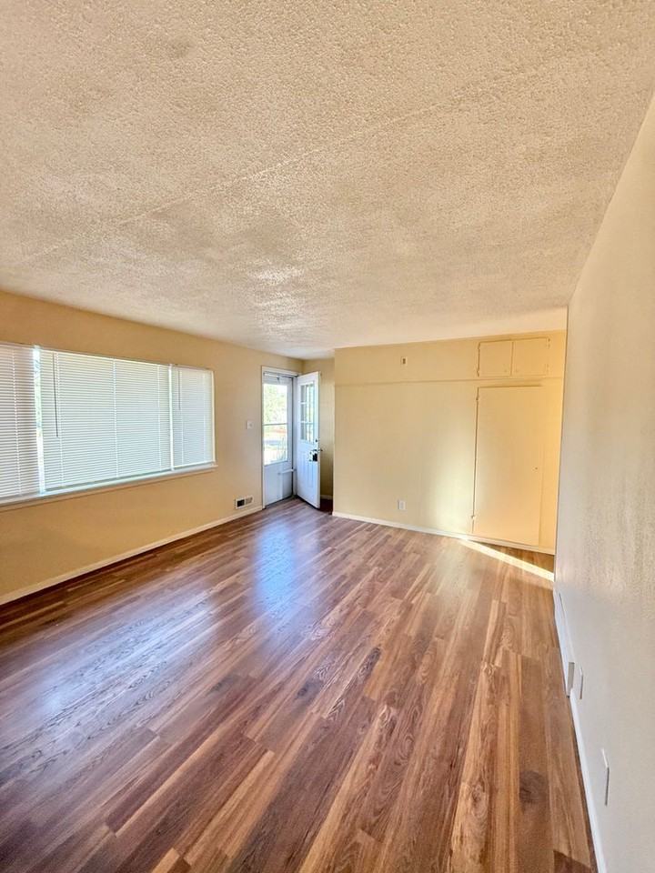 2315 North Union Boulevard - Photo 2 of 11