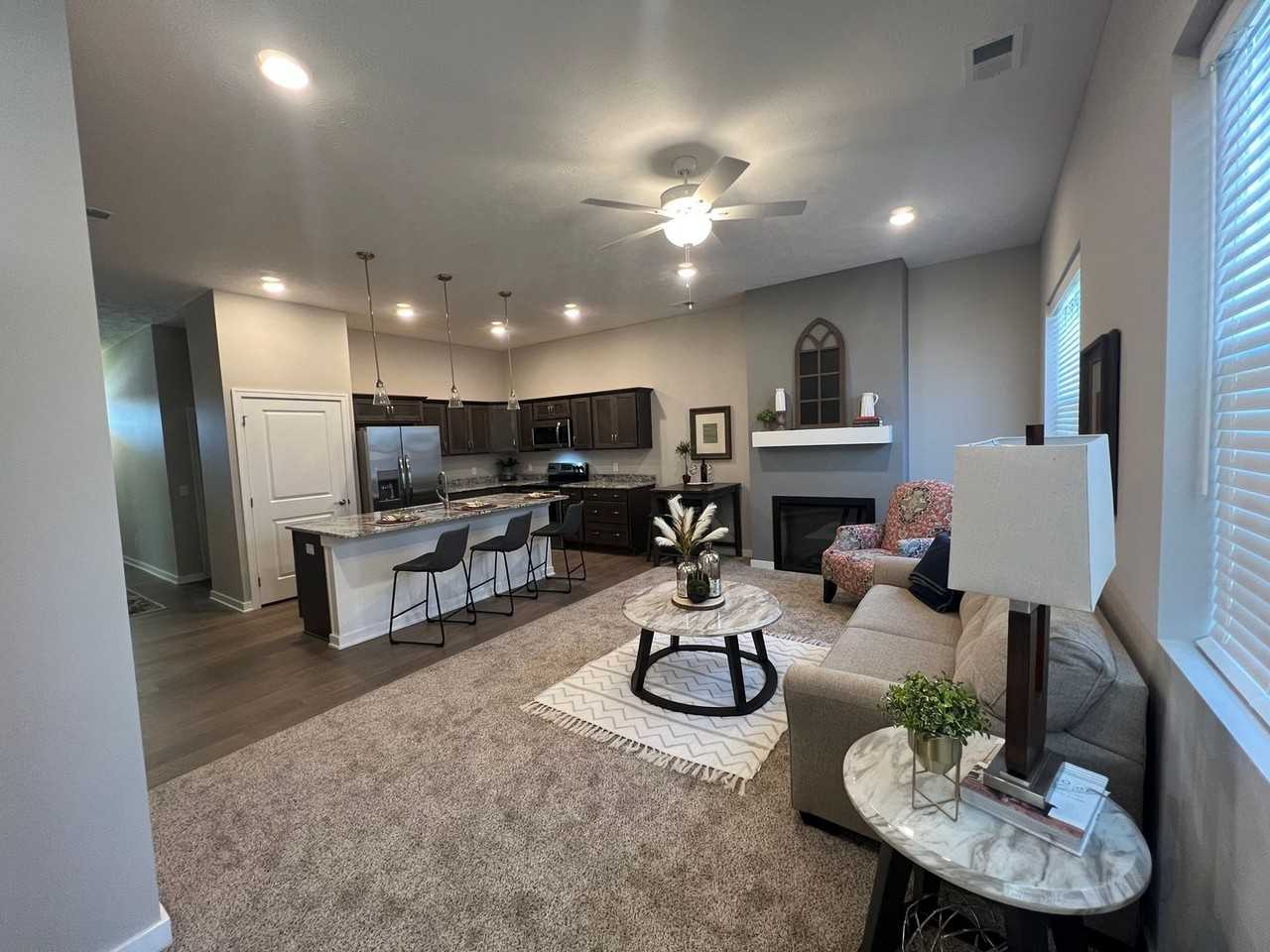 1803 Hillcrest Drive - Photo 2 of 9