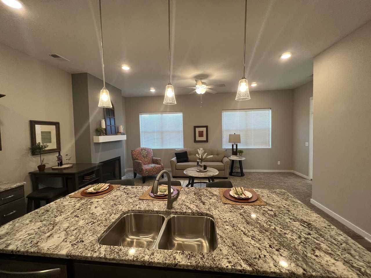 1803 Hillcrest Drive - Photo 5 of 9