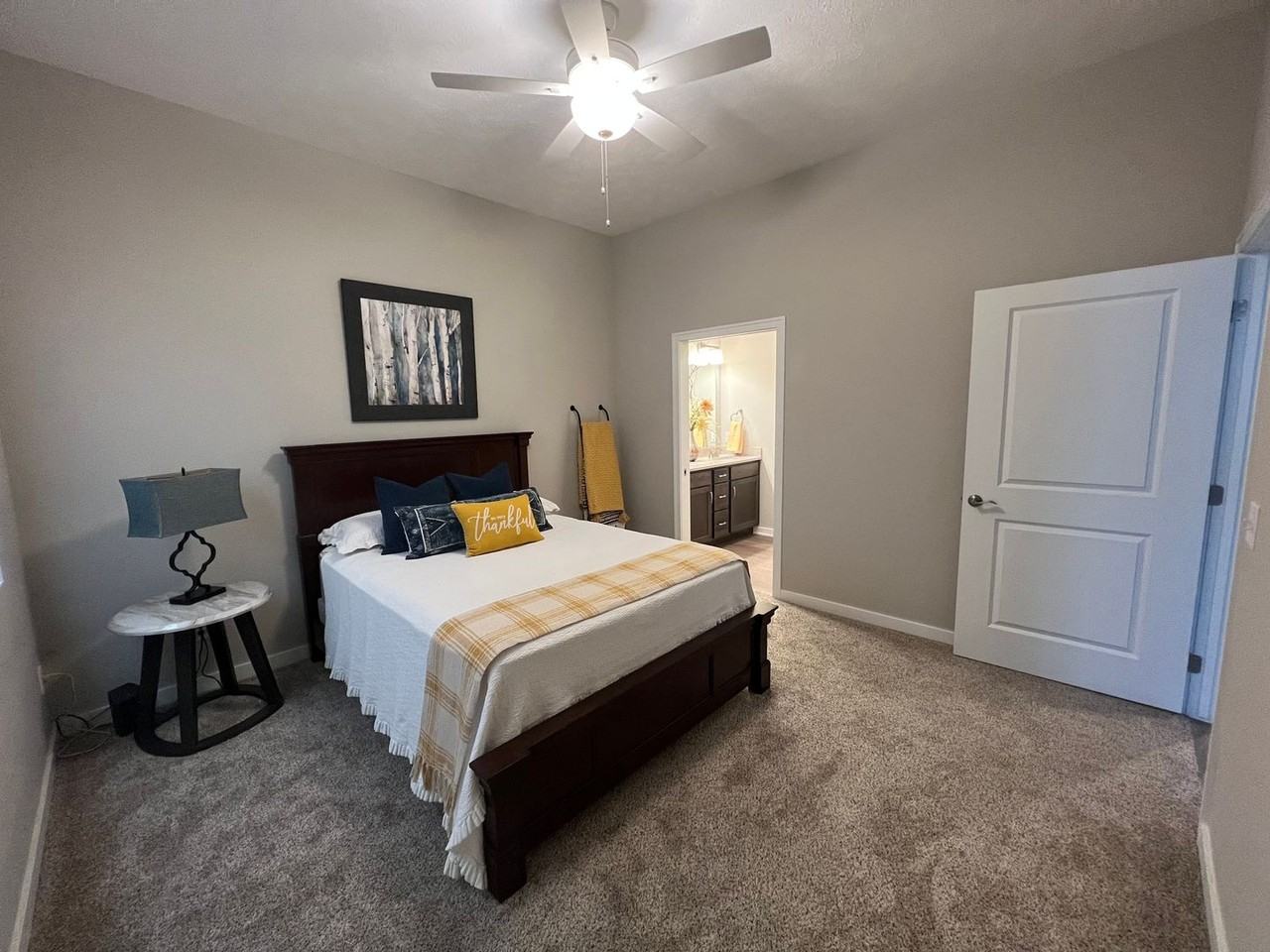 1803 Hillcrest Drive - Photo 6 of 9