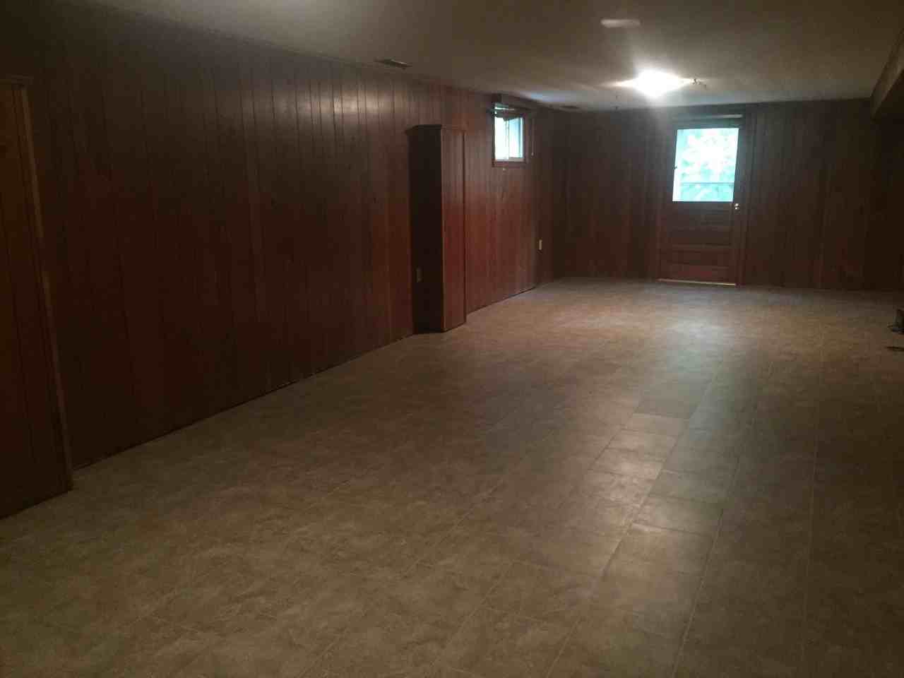 400 Lindberg Ave - Photo 3 of 9