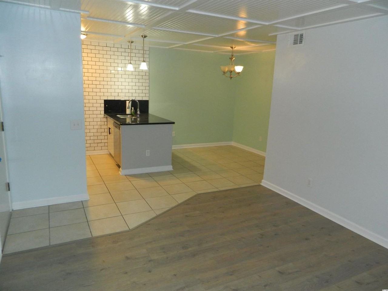 435 Salt Marsh Cir Unit 19d - Photo 3 of 12