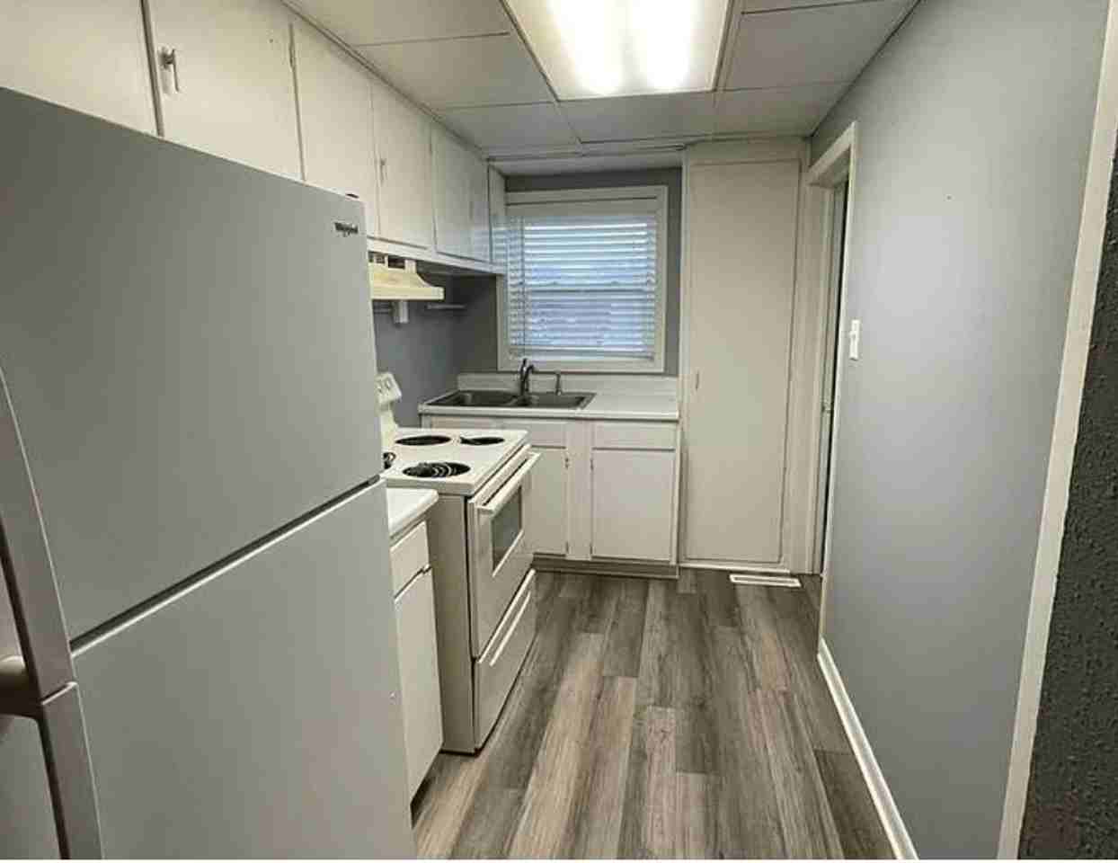 2447 E Walnut Street - Photo 3 of 13