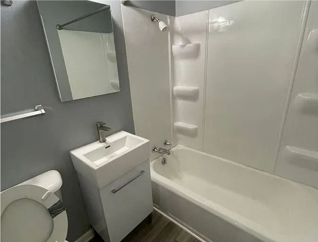 2447 E Walnut Street - Photo 5 of 13