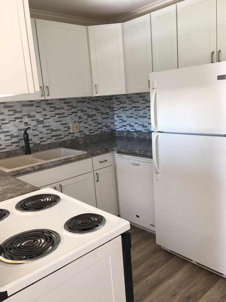 92 Quarry Hill Road - Photo 3 of 12