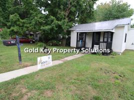 featured image of 1821 W 17th St