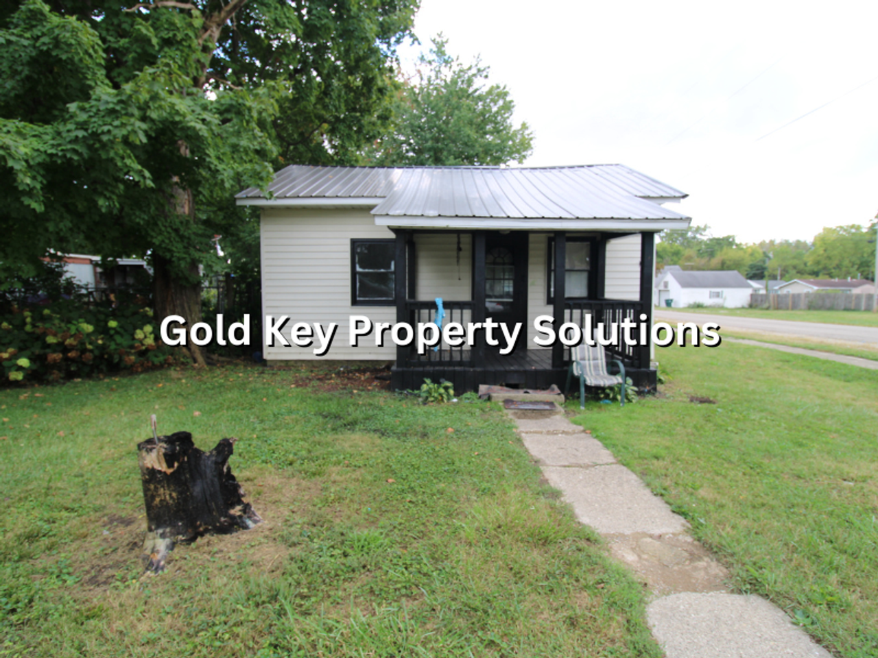 1821 West 17th Street - Photo 2 of 19