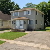 31 Plover St - Photo 1 of 1