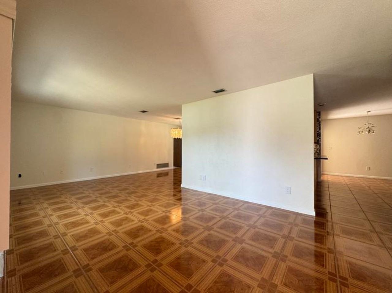 4350 Candlewood Ln - Photo 2 of 24