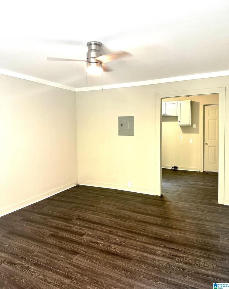 328 54th St #B - Photo 6 of 11