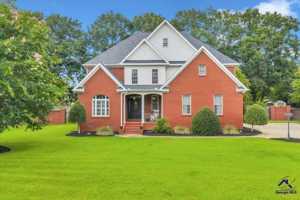 featured image of 210 Kenna Way