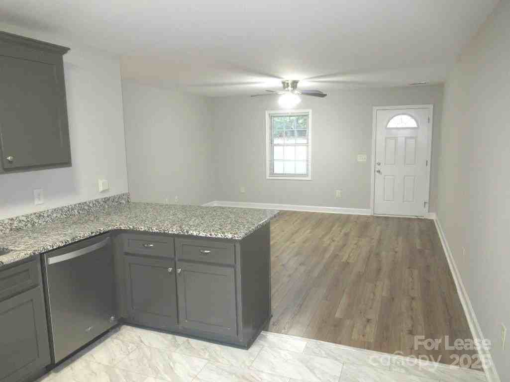 495 S Government St - Photo 5 of 16