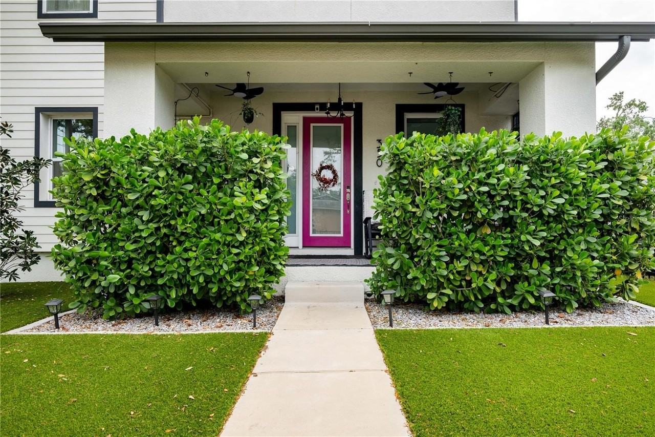 350 28th St S - Photo 2 of 50