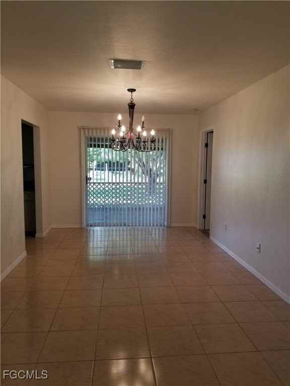 1423 Se 19th St - Photo 3 of 10