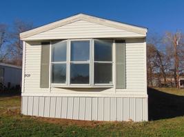 featured image of 909 Barrier Ln