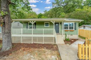 1009 Farragut Ave - Photo 1 of 1