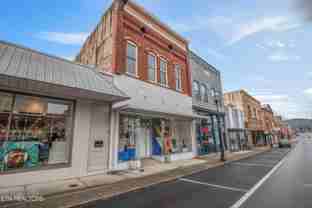 428 N Roane St - Photo 1 of 1