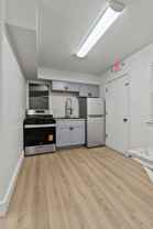 520 Booker St Apt 4 #4 - Photo 1 of 1