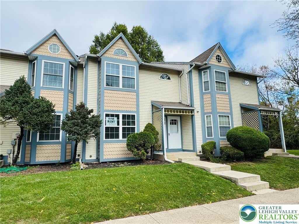 102 Quaker Dr - Photo 2 of 29