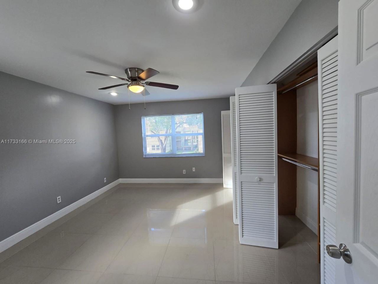 4272 Nw 89th Ave #207A - Photo 5 of 6