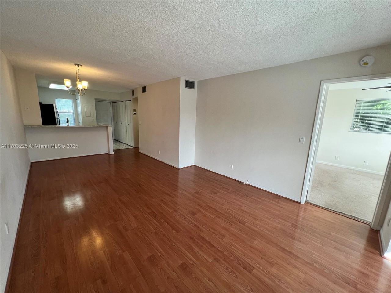 2220 N Cypress Bend Dr #401A - Photo 2 of 8