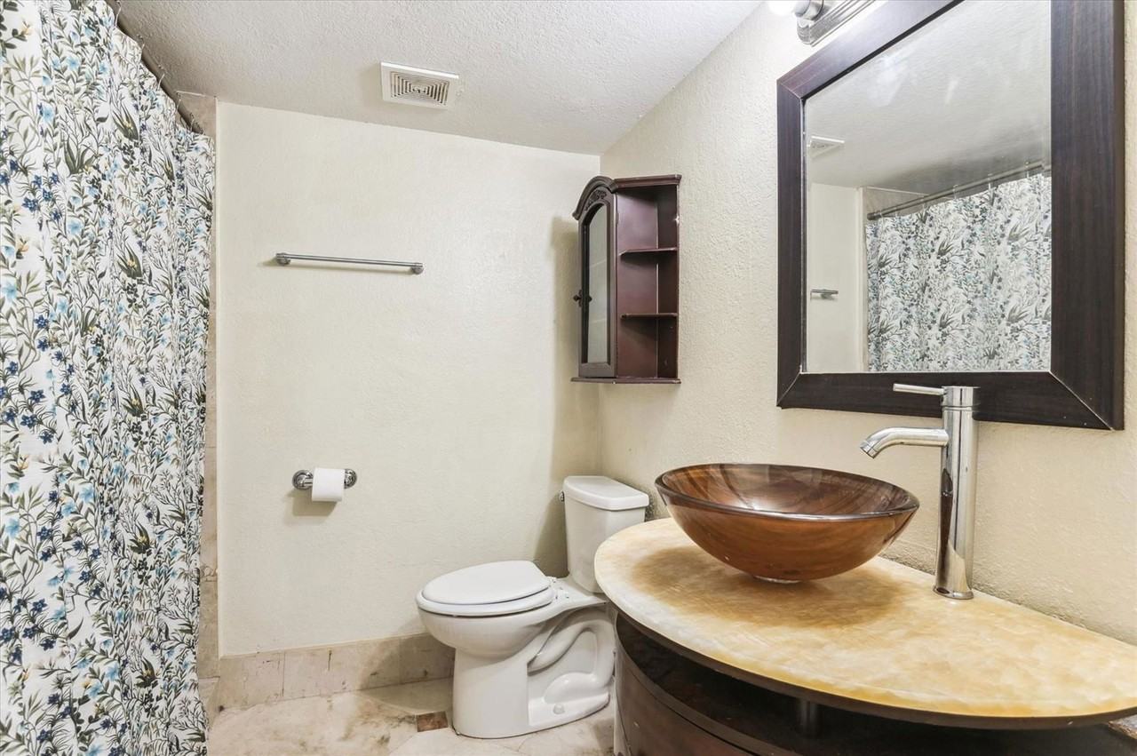 115 Gardens Dr #101A - Photo 7 of 8