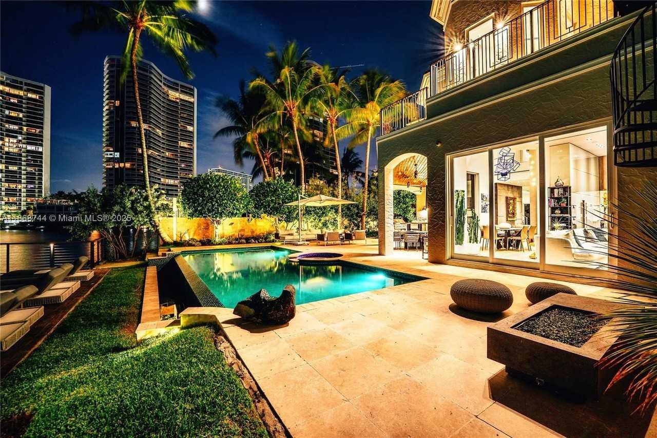 3916 Island Estates Dr #0 - Photo 5 of 50