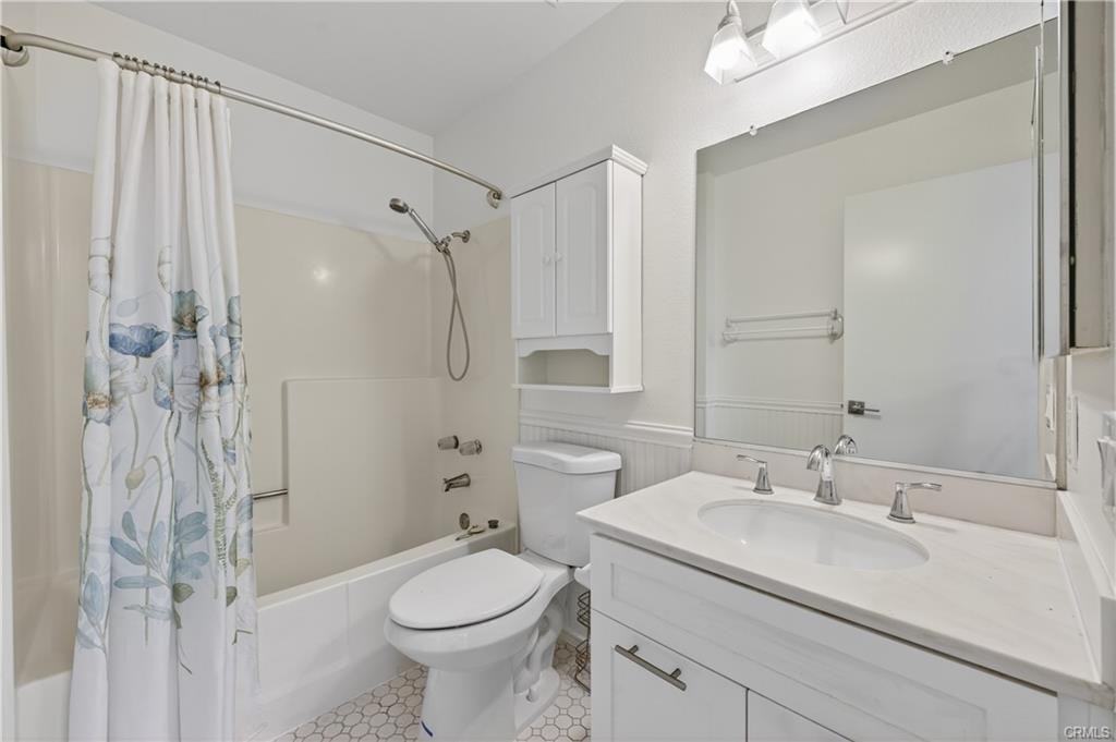 45 Briarglen #64 - Photo 3 of 8