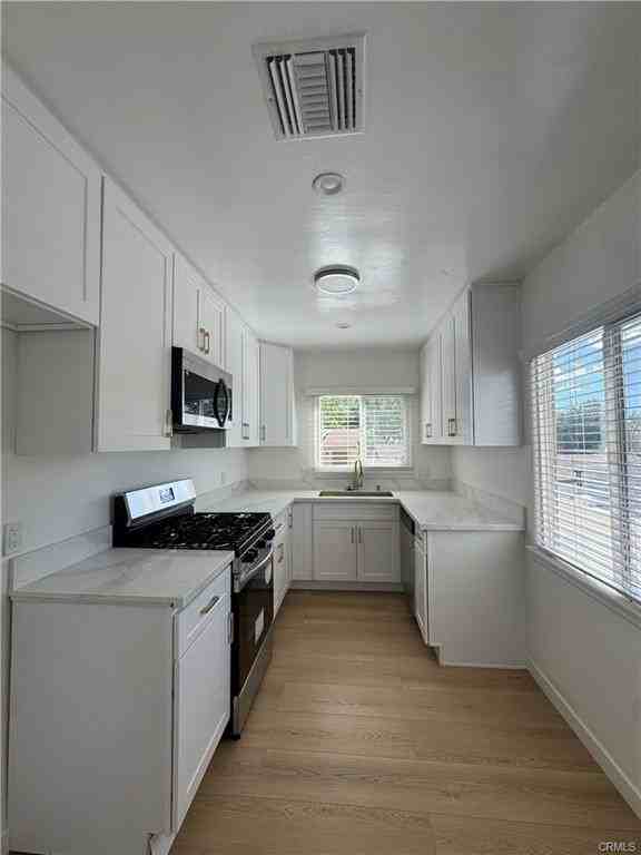 4644 Lowell Ave - Photo 2 of 8