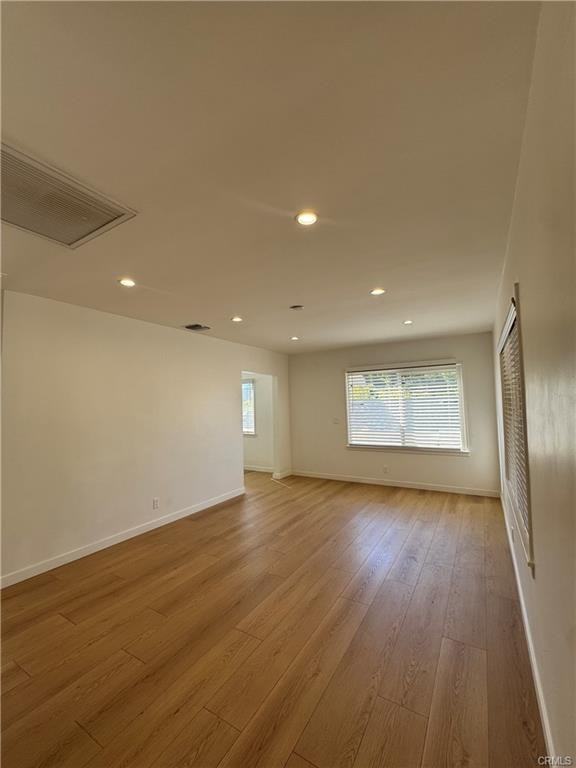 4644 Lowell Ave - Photo 5 of 8