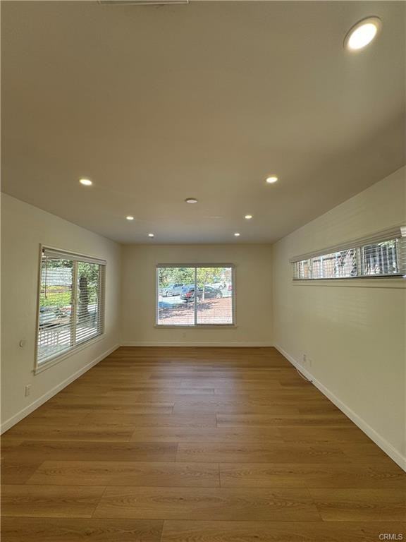 4644 Lowell Ave - Photo 6 of 8