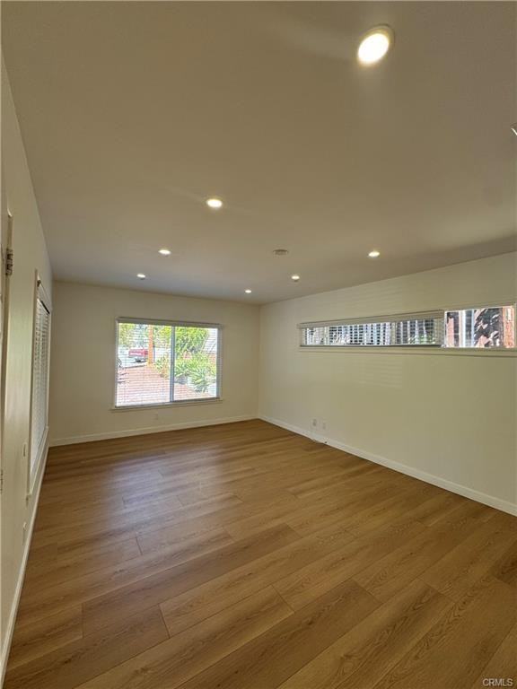 4644 Lowell Ave - Photo 7 of 8