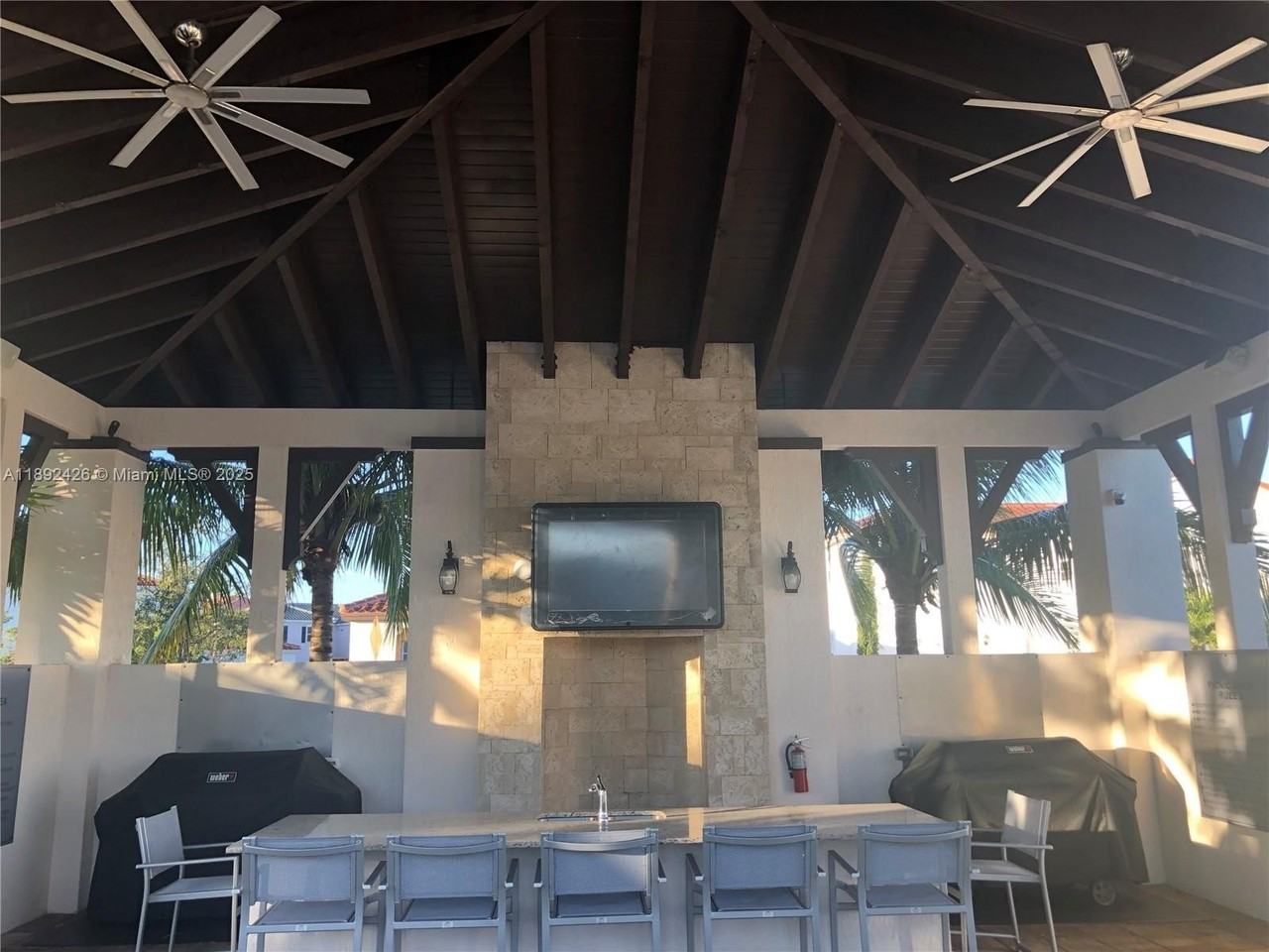 17105 Sw 96th St - Photo 7 of 30