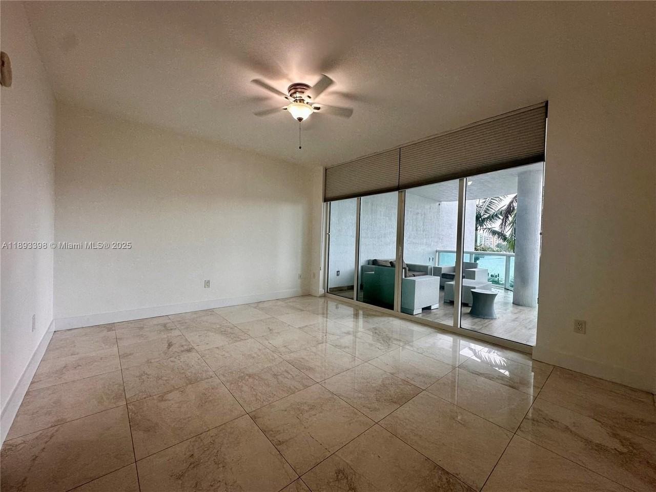 7918 Harbor Island Dr #311 - Photo 6 of 19