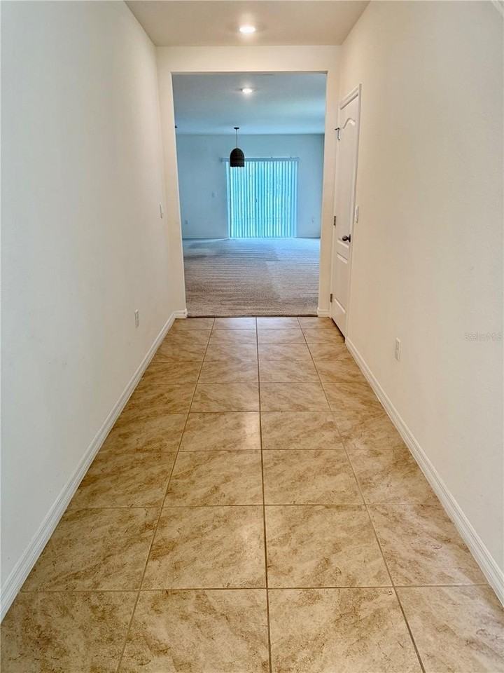 1739 Post Oak Drive - Photo 3 of 27