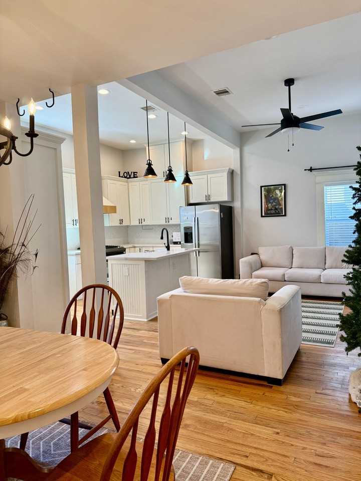 Bingham St - Photo 6 of 21