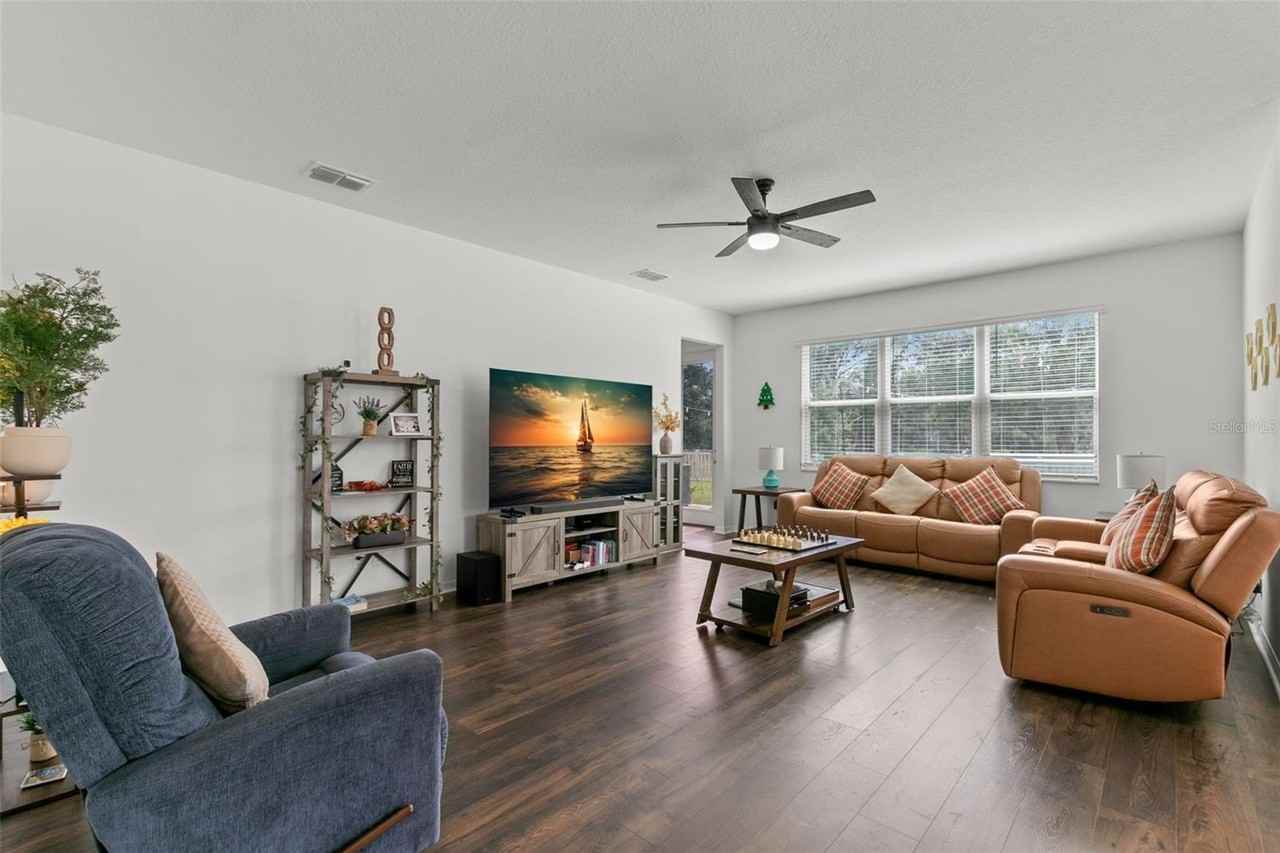 16044 Sonoma Grove Cir - Photo 4 of 50