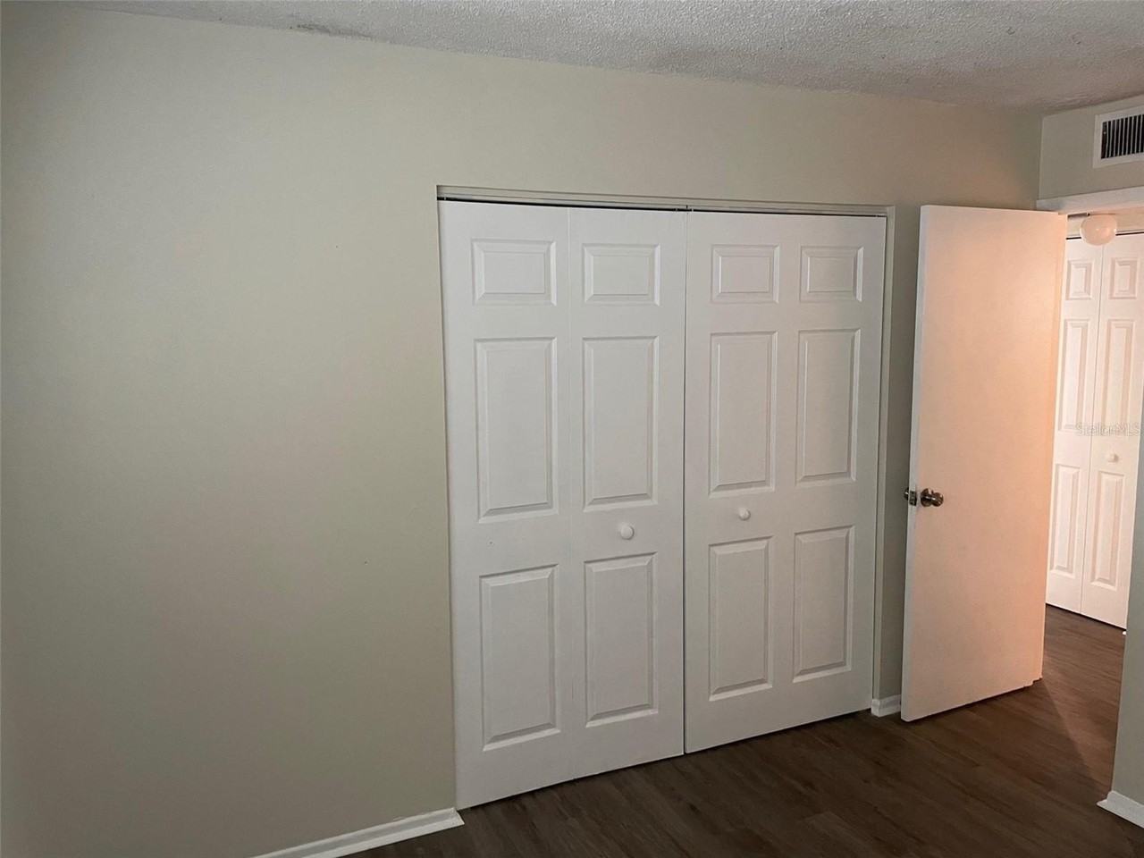 2409 13th St W #4 - Photo 7 of 15