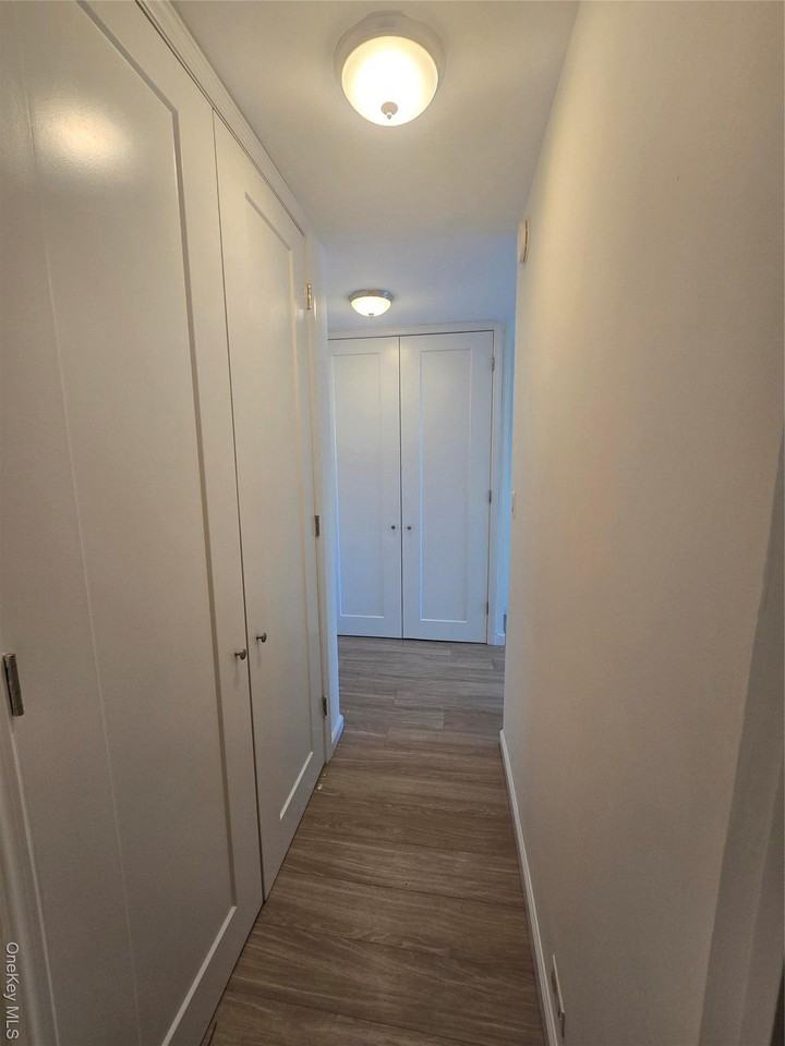 15038 Union Tpke #7N - Photo 3 of 10