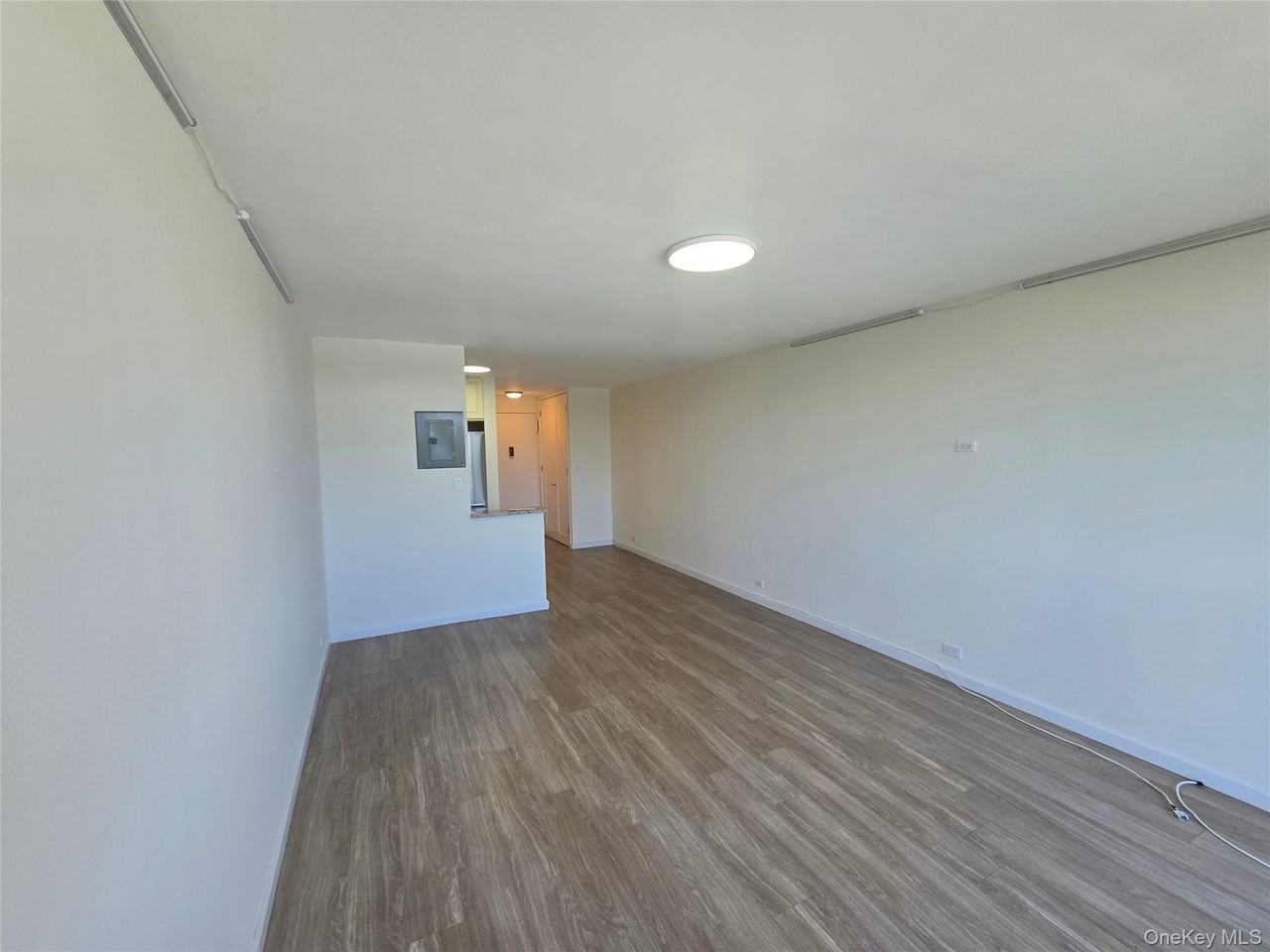 15038 Union Tpke #7N - Photo 7 of 10