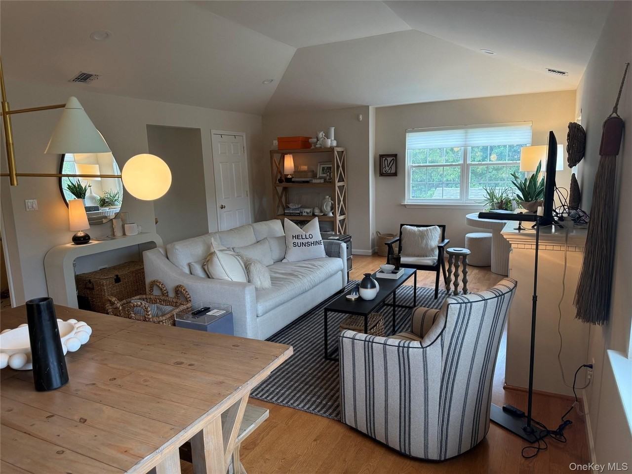 1404 Aerie Way - Photo 2 of 12