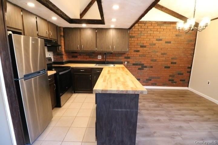 8 Sherman Rd - Photo 3 of 15