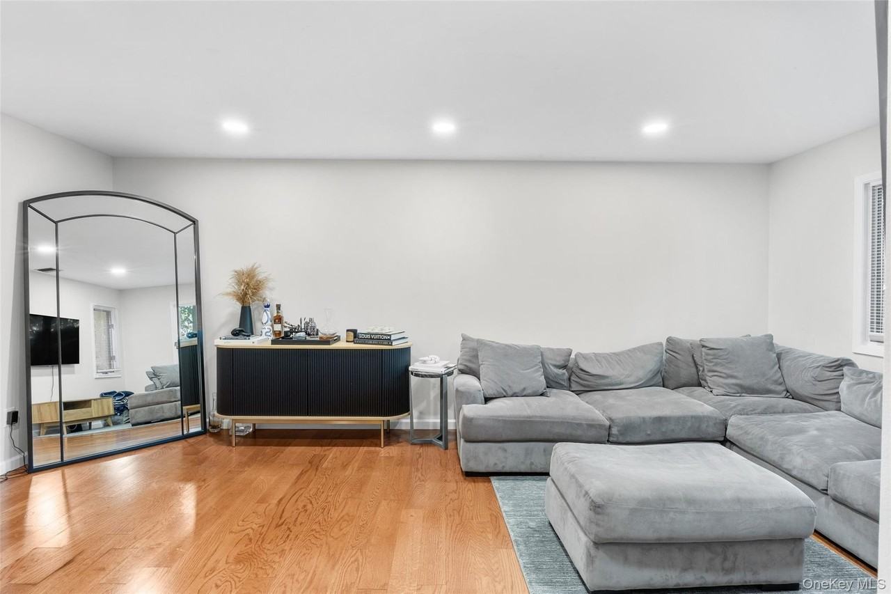 25 Jeremy Cir - Photo 5 of 15