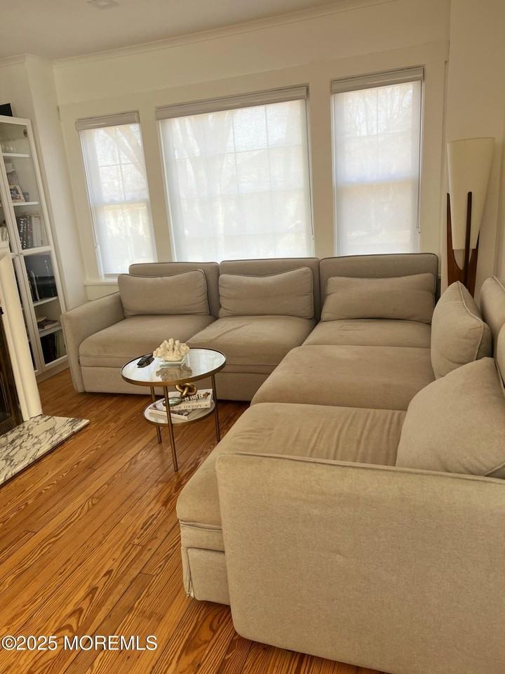 184 Ridgewood Ave - Photo 2 of 16