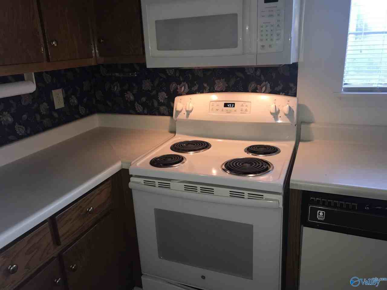 1155 Old Monrovia Rd Nw #9D - Photo 3 of 17