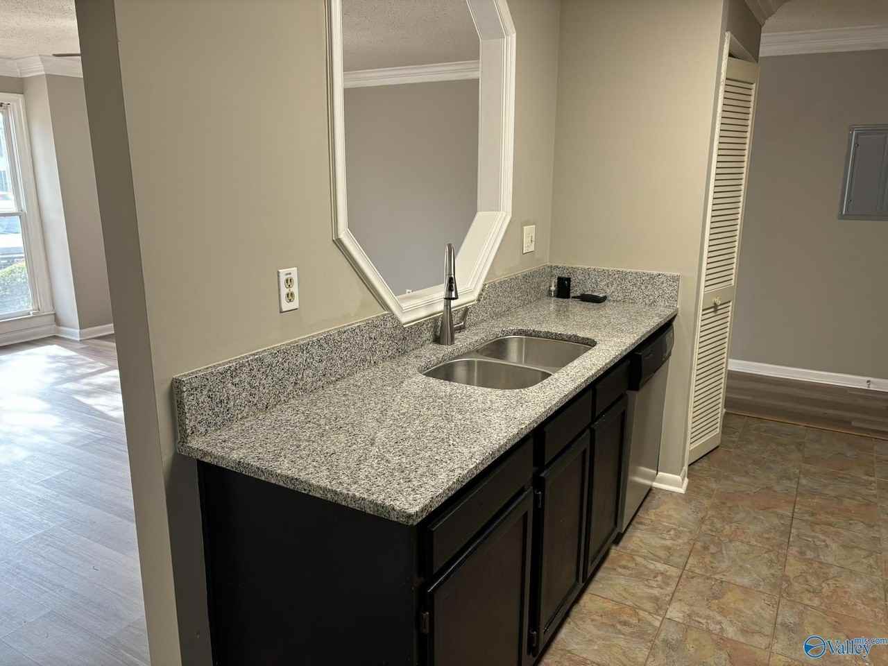 4920 Seven Pine Cir #4920 - Photo 4 of 21