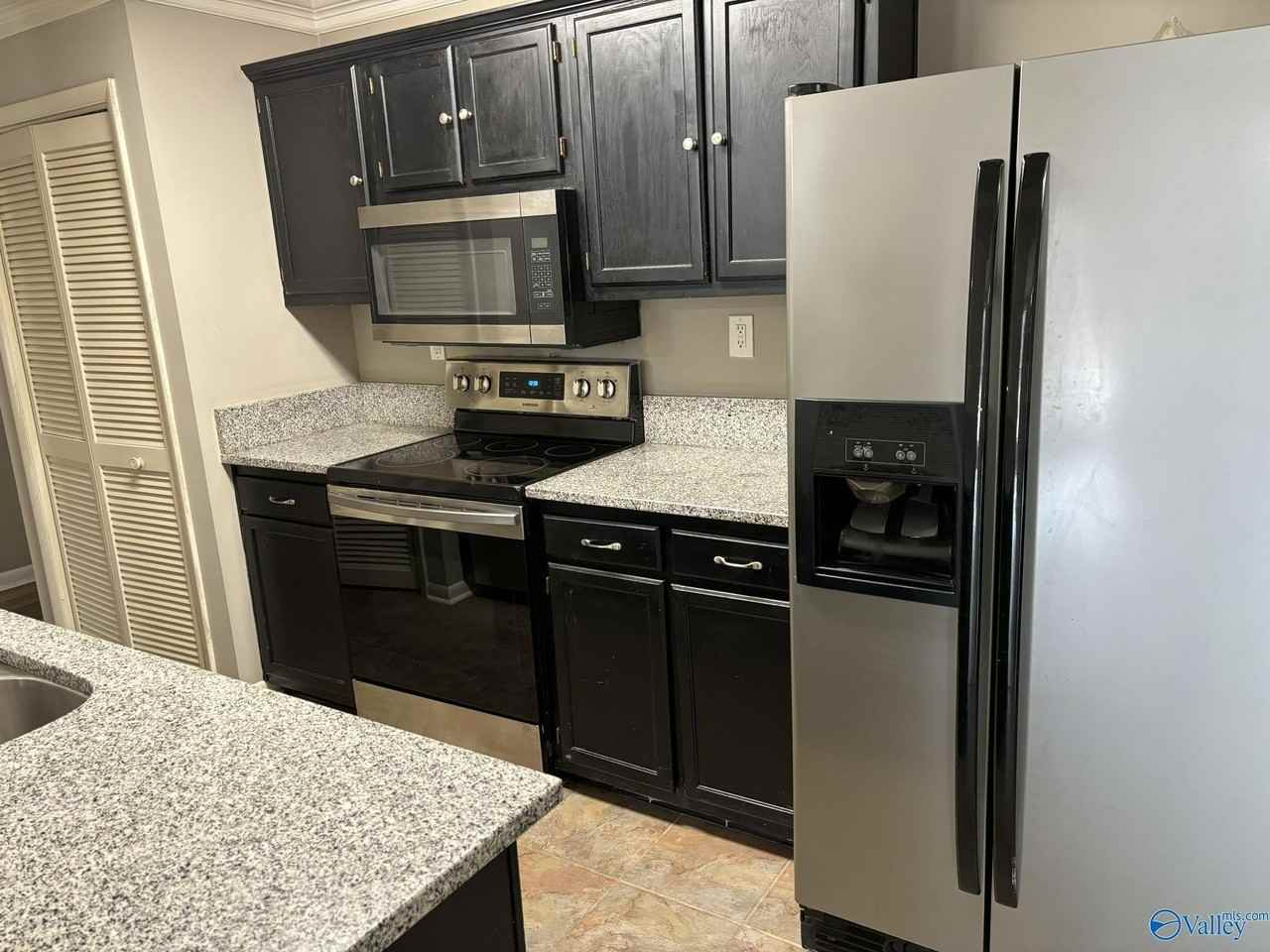 4920 Seven Pine Cir #4920 - Photo 5 of 21