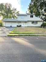 featured image of 517 Fordham Pl